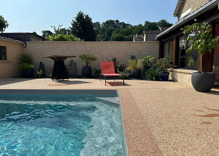 Chambre Dans Maison Avec Piscine