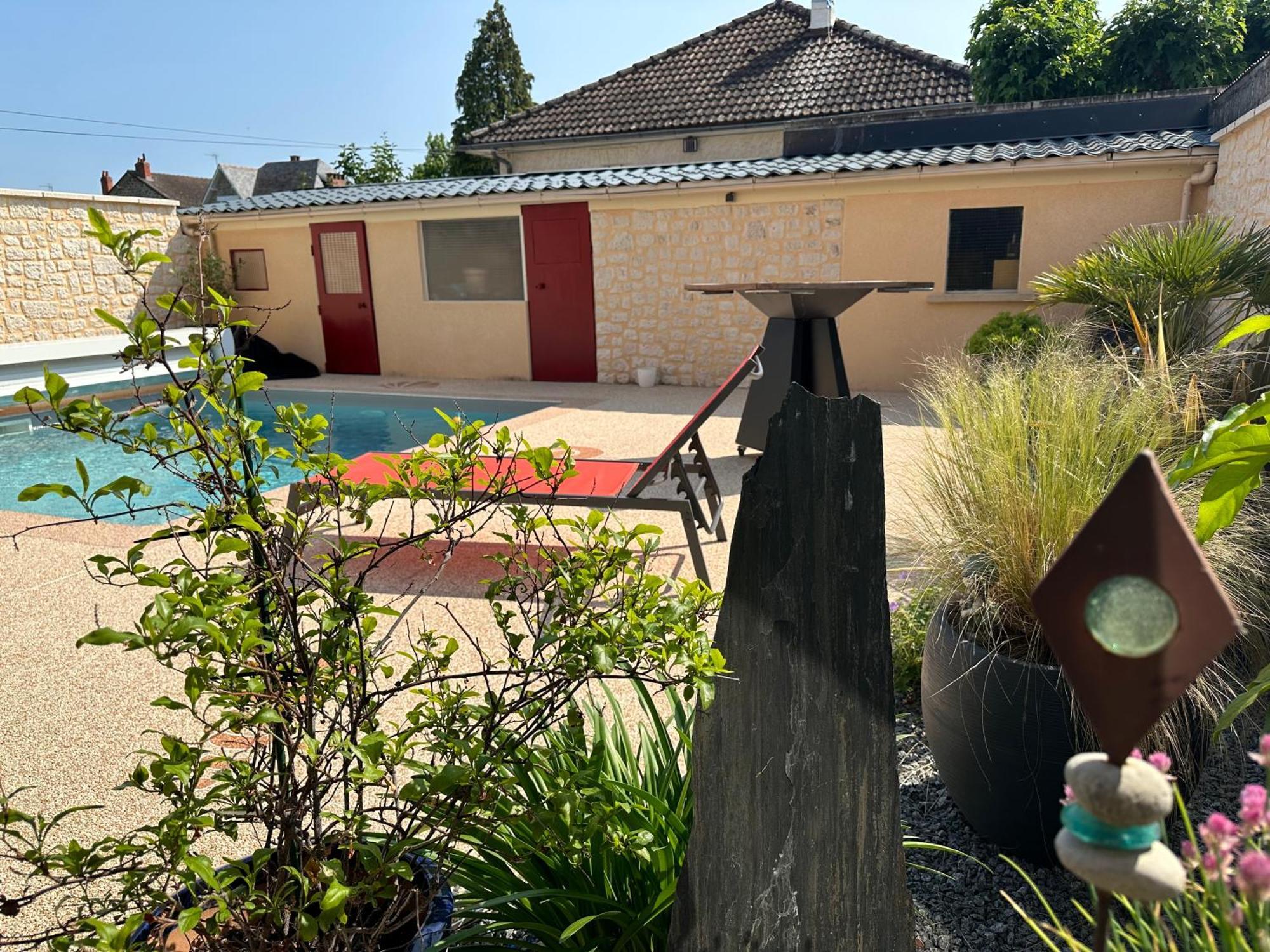 Dans Maison Avec Piscine *